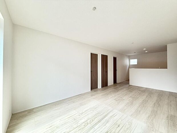 ■くつろぎと笑顔が集まる、心温まるリビング