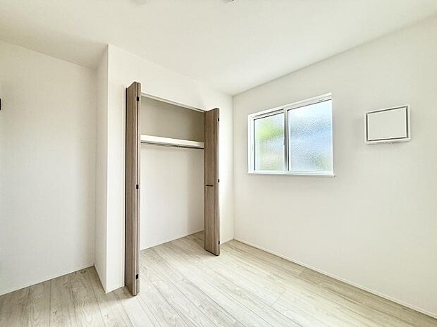 2号棟 ■窓の配置や通気性の良い設計で部屋の空気がこもらず、常に新鮮な空気が流れます
