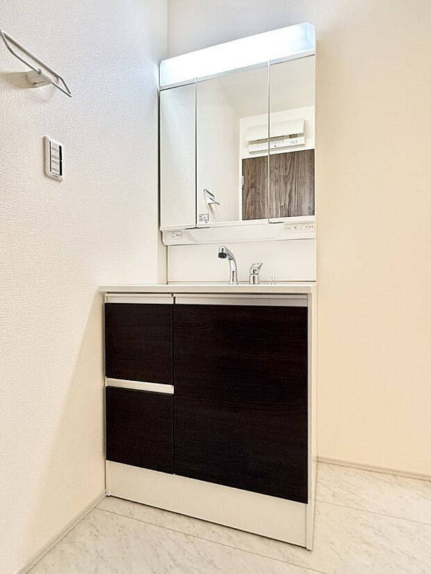 ■朝の準備がスムーズにできる広さです