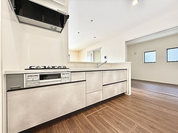 ■シンプルで美しく心地よい時間を生むキッチン空間