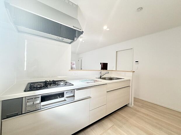 ■シンプルで美しく心地よい時間を生むキッチン空間