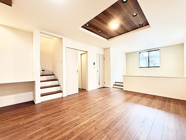 リビングイン階段は、家族の会話、一体感を感じられる空間です。