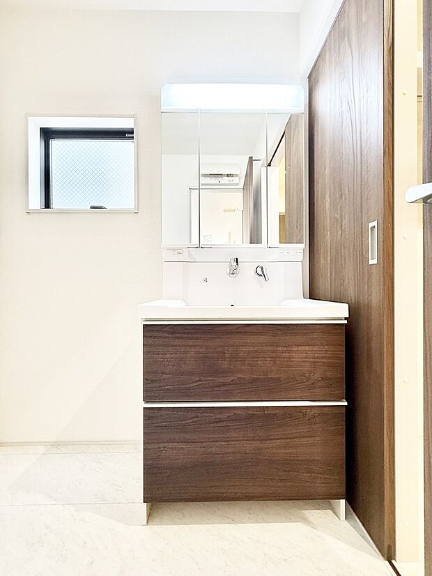 清潔感のある洗面所です！  