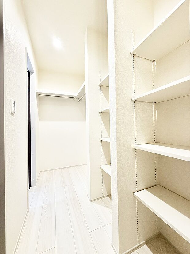 広々とした収納スペース