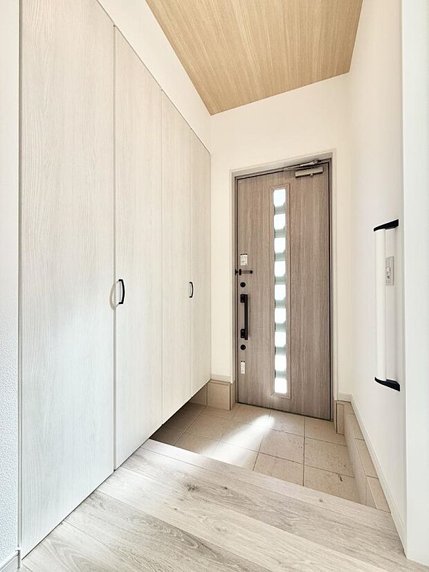 ■ 家族やゲストをやさしく迎える、心地よい空間