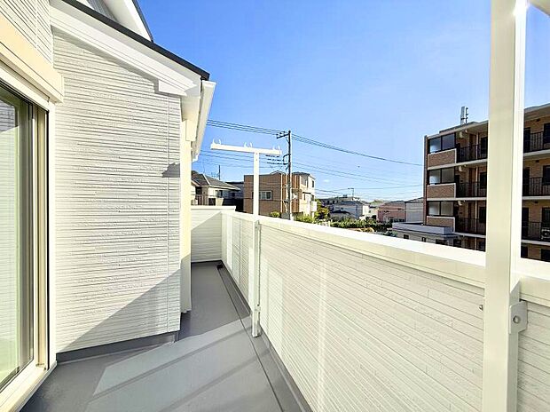 ■お洗濯物がよく乾く陽当たり良好のバルコニーです!