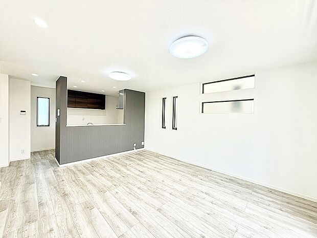 ■くつろぎと笑顔が集まる、心温まるリビング