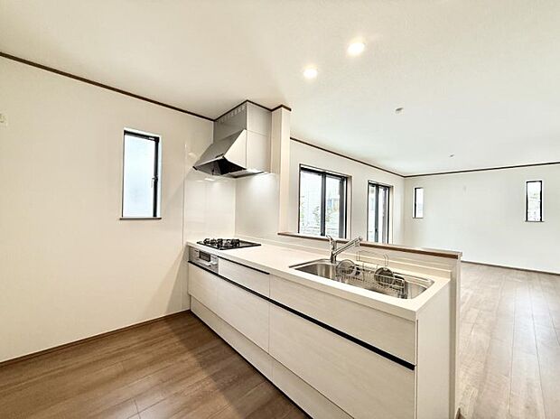 ■家族の絆を深める、温もりのあるキッチン