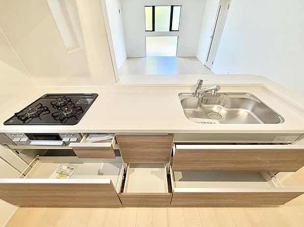 ■家族の絆を深める、温もりのあるキッチン