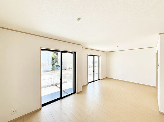 ■心落ち着く場所、ゆったり過ごせるリビング