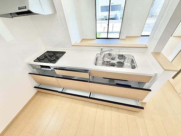 ■家族の絆を深める、温もりのあるキッチン