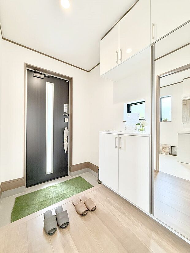 ■ ここから始まる一日、すっきり整った玄関