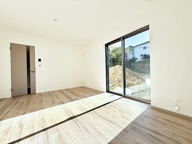 ■インテリアを考えるのが楽しみな広いリビングです！