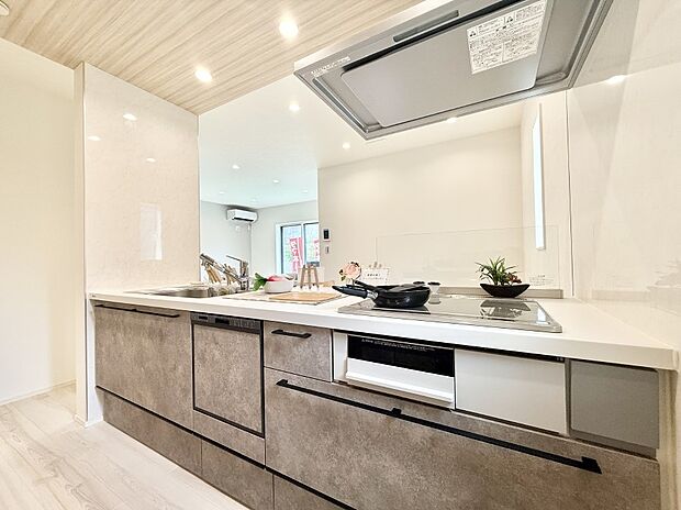 会話が深まる対面キッチン!家族との会話がはずみます