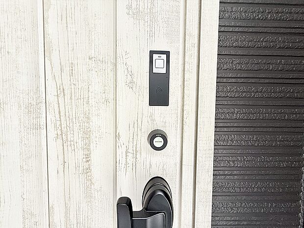 ■鍵を取り出さずに便利に操作できて快適