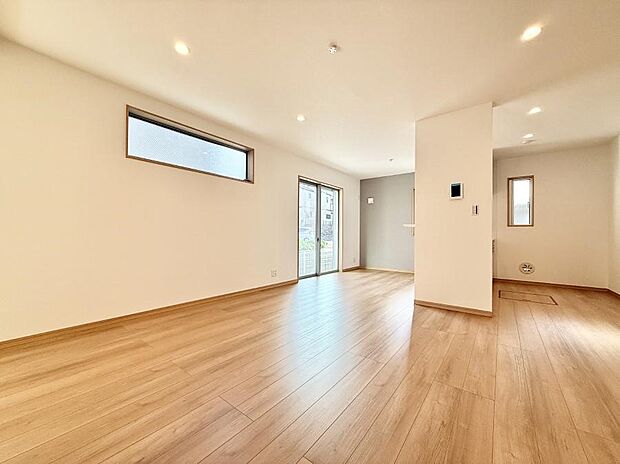 ■ナチュラルなリビングはどんなインテリアにも合います