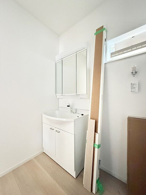 ■明るい洗面所は毎朝の歯磨きも楽しくできちゃいそうです