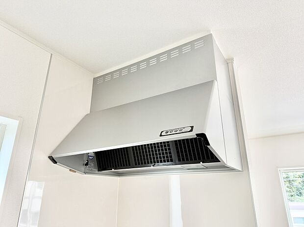 ■調理時の蒸気や匂いが換気扇に誘導され、効率的に排煙ができます。