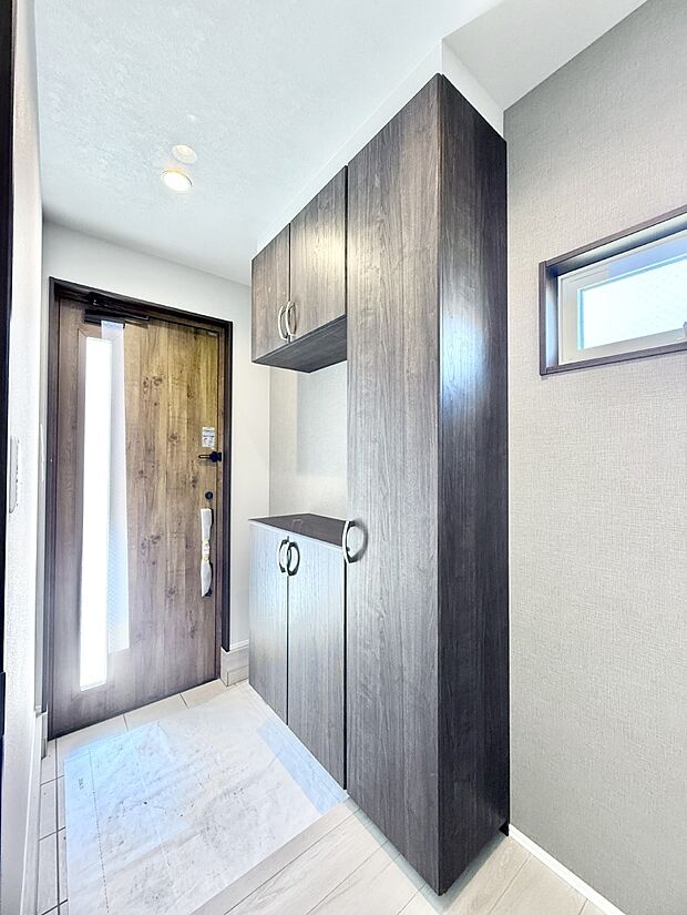 ■ ここから始まる一日、すっきり整った玄関