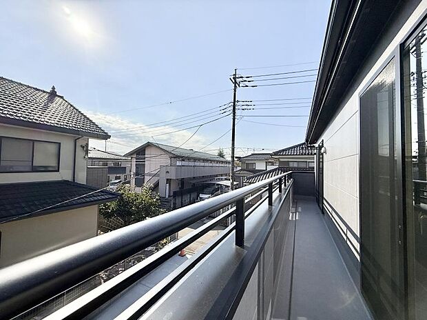 ■ 季節の移ろいを感じられる開放的な空間です