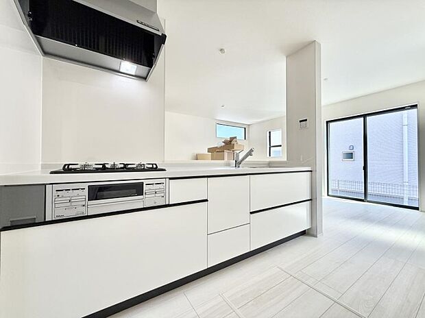 ■シンプルで機能的、毎日使いやすいキッチン