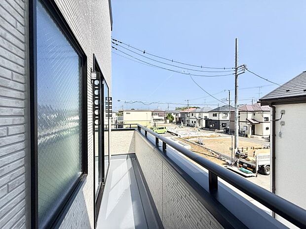 ■お洗濯物がよく乾く陽当たり良好のバルコニー