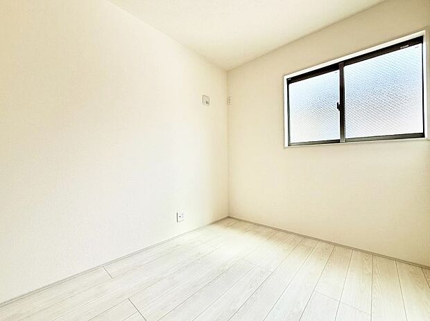 ■落ち着いた雰囲気のお部屋で心が安らぐ空間