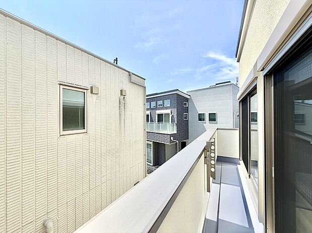 ■ 朝のコーヒーや夜の星空を楽しむ、癒しの場所