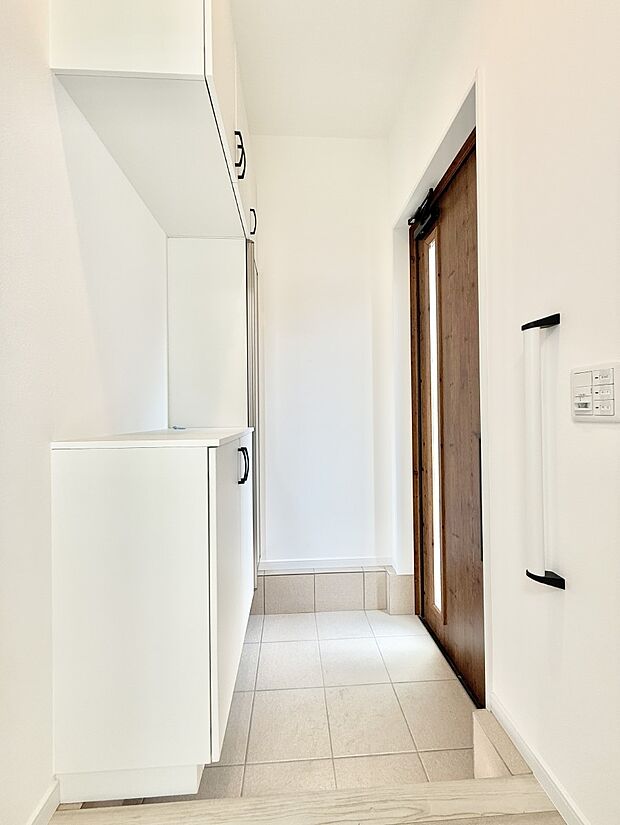 ■ ここから始まる一日、すっきり整った玄関