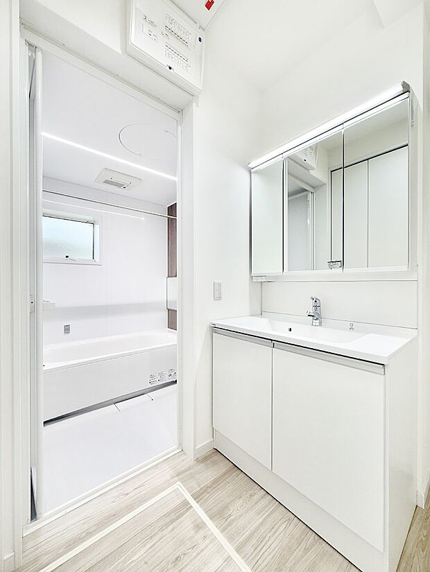 ■朝の準備がスムーズにできる広さです