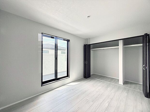 ■落ち着いた雰囲気のお部屋で心が安らぐ空間