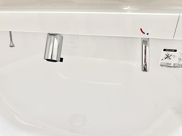 ■手洗いや顔を洗う時も快適に使える便利なシャワー