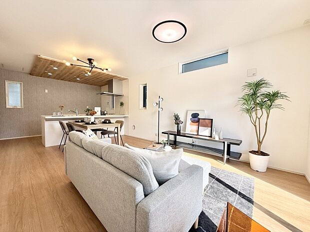 ■くつろぎと笑顔が集まる、心温まるリビング