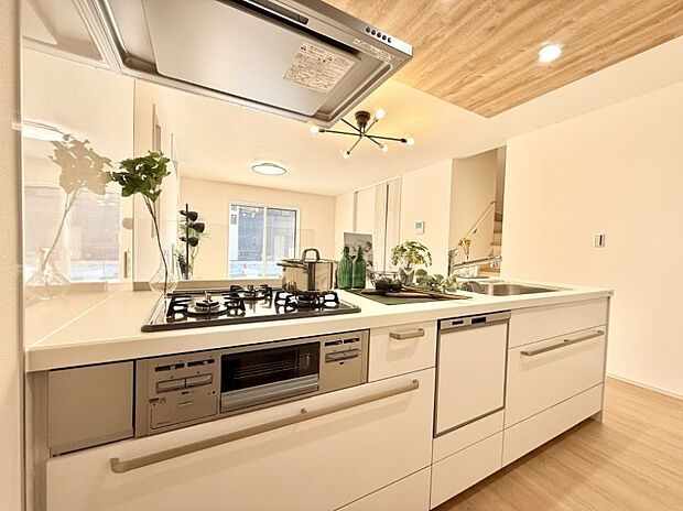 ■美味しい時間が生まれる、笑顔あふれるキッチン