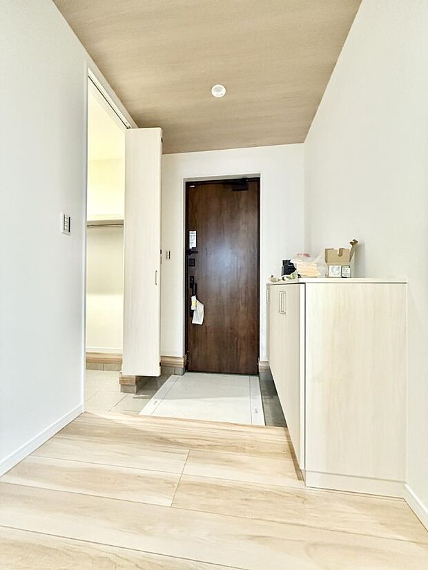 ■ ここから始まる一日、すっきり整った玄関