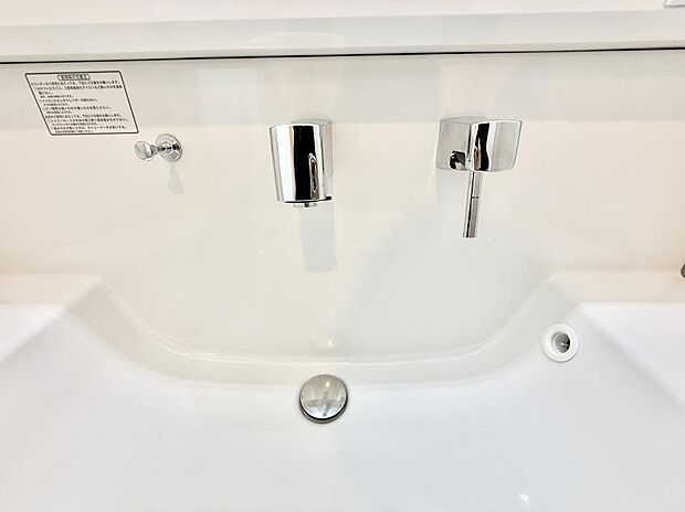 ■手洗いや顔を洗う時も快適に使える便利なシャワー