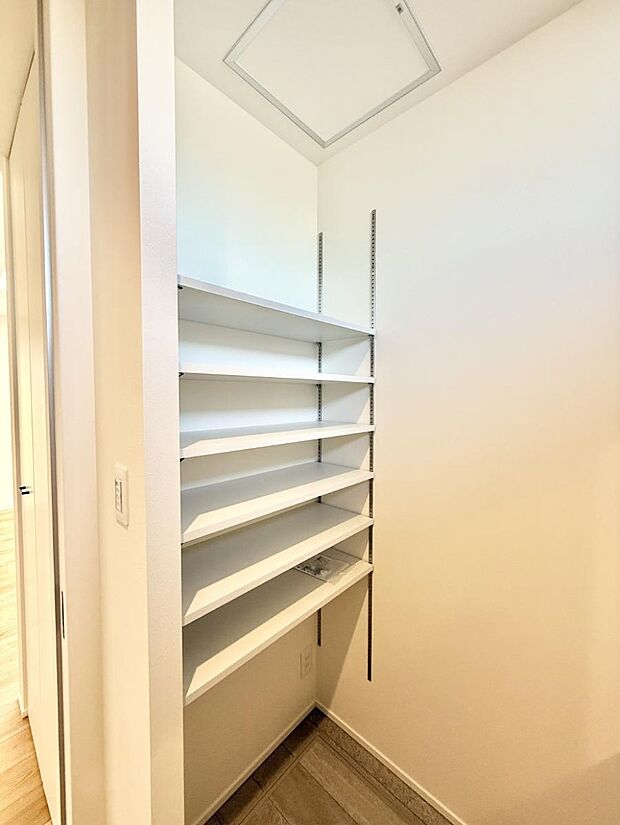 ■ 毎日を気持ちよく迎える、明るく温もりのある玄関