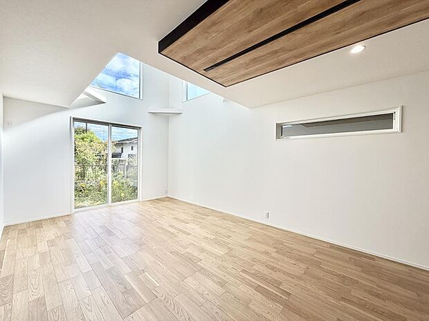 ■心落ち着く場所、ゆったり過ごせるリビング