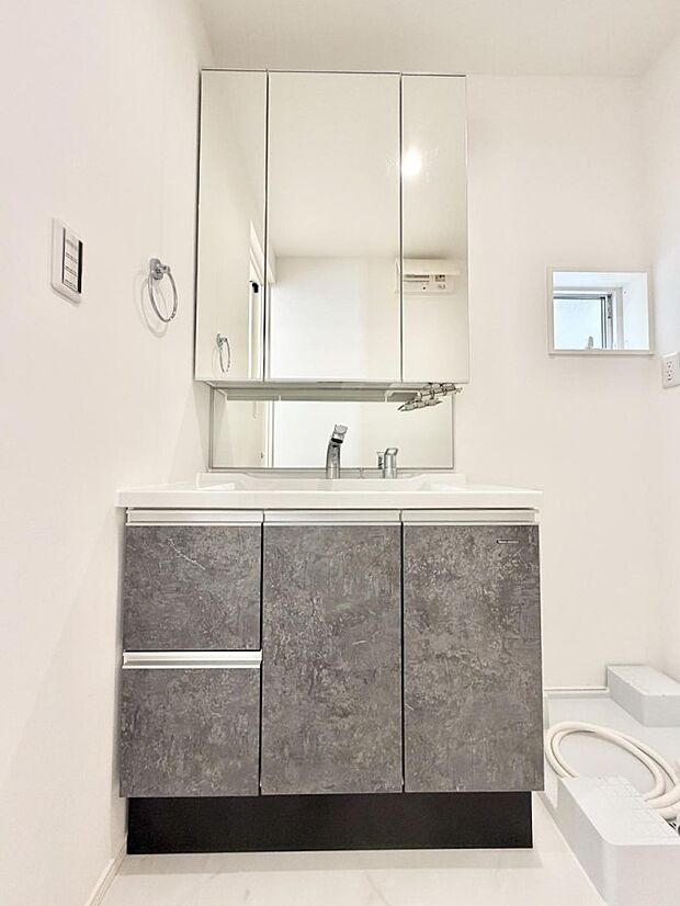 ■朝の準備がスムーズにできる広さです