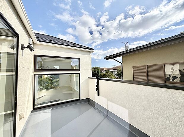 ■ 季節の移ろいを感じられる開放的な空間です