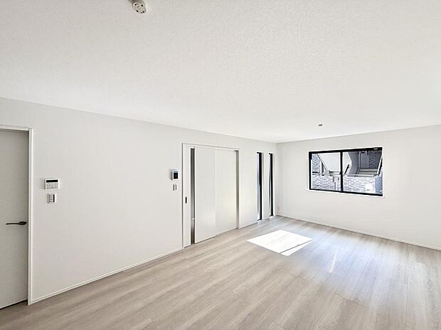 ■くつろぎと笑顔が集まる、心温まるリビング