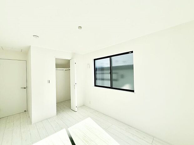 ■窓の配置や通気性の良い設計で部屋の空気がこもらず、常に新鮮な空気が流れます