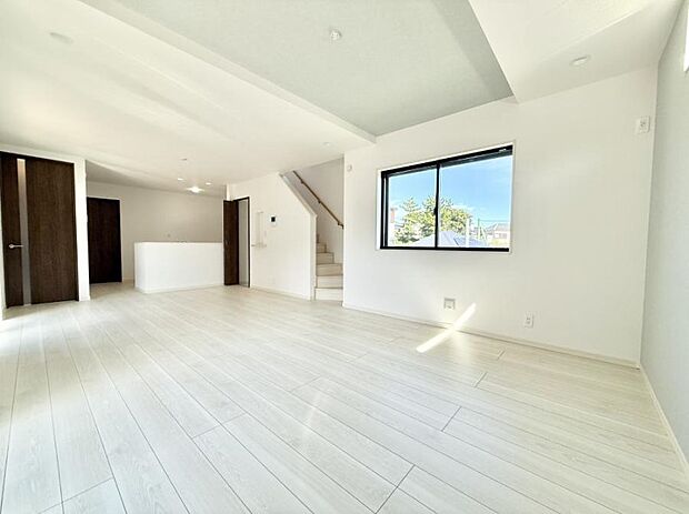 ■くつろぎと笑顔が集まる、心温まるリビング