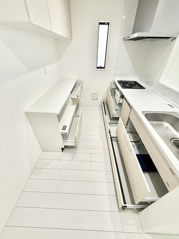 ■料理がもっと楽しくなる、快適なキッチン空間