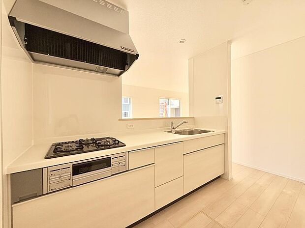 ■シンプルで機能的、毎日使いやすいキッチン