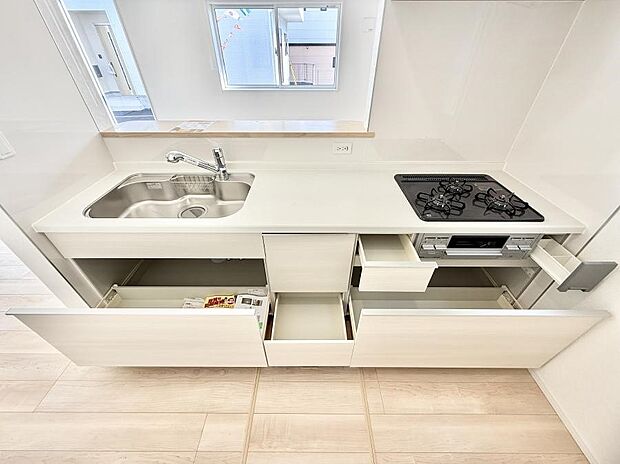 ■美味しい時間が生まれる、笑顔あふれるキッチン