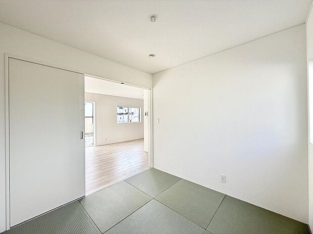 ■ゴロゴロとのんびりできる和室!