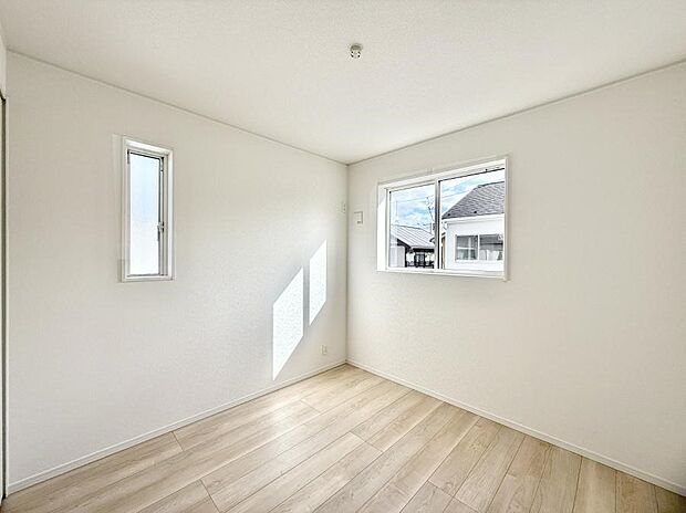 ■落ち着いた雰囲気のお部屋で心が安らぐ空間