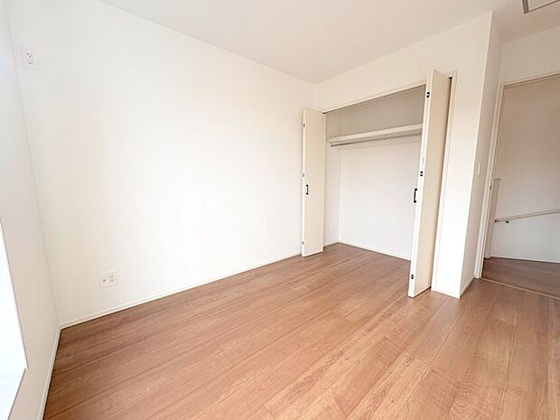 ■大きな収納で荷物がスッキリ片付きます