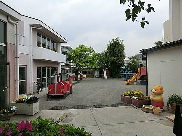 幼稚園・保育園 1600m 中山幼稚園